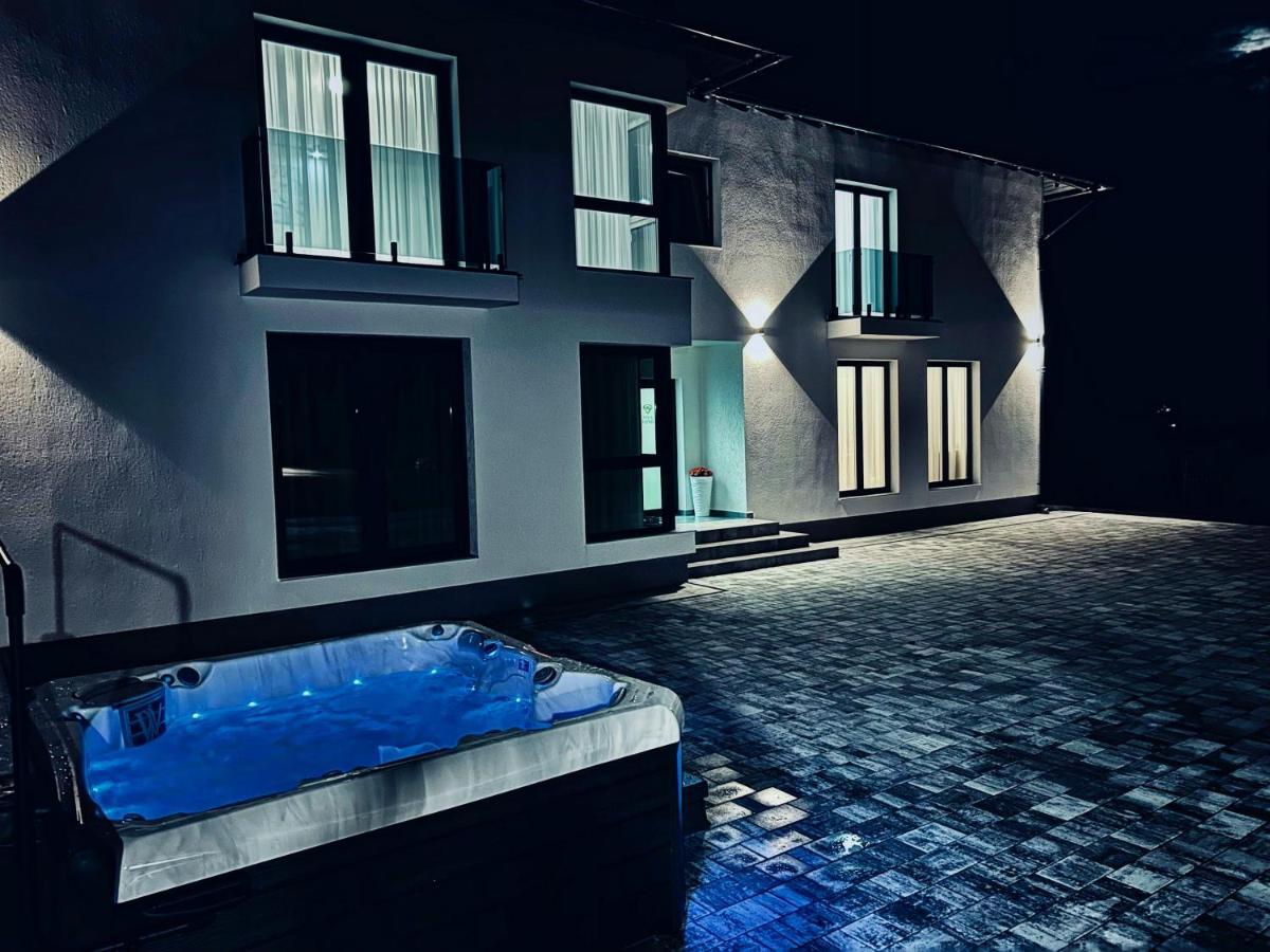 Vila Diamond Lux&Spa Sovata Exterior photo